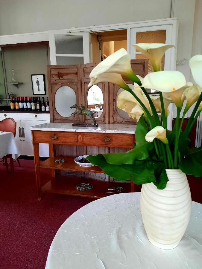 Hostellerie De La Roseraie バルボタン・レ・テルム エクステリア 写真