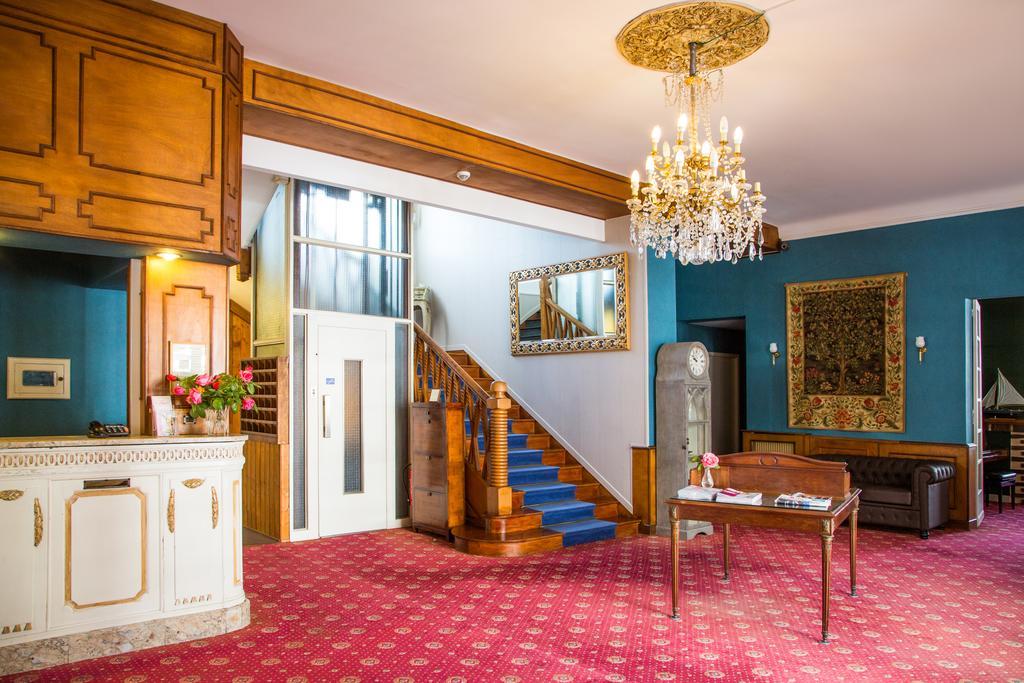 Hostellerie De La Roseraie バルボタン・レ・テルム エクステリア 写真